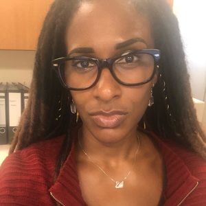 Meet your Posher, Jasmine